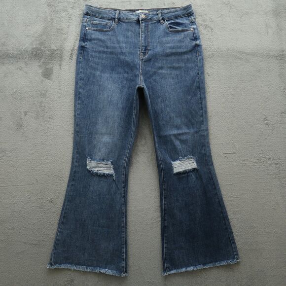 Southern Grace Jeans Women's 18 Blue High-Rise Flare Denim 30" Inseam Distressed - Picture 1 of 15